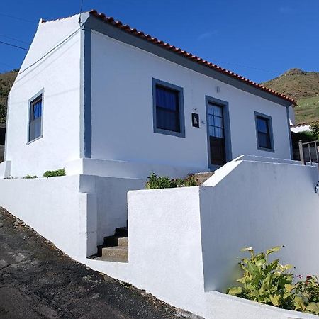 Alojamento Local M&I Lajes das Flores Exterior photo